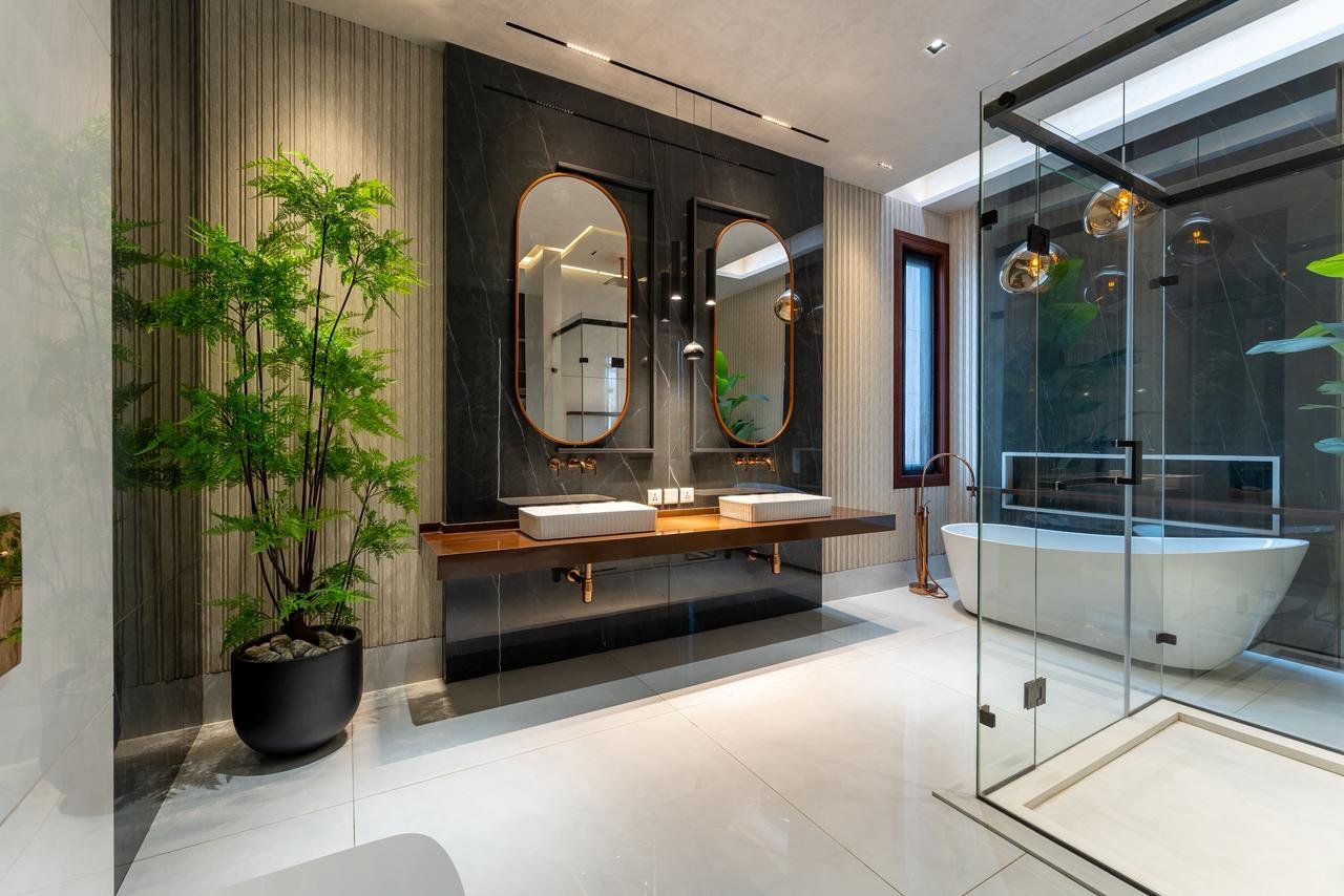 Luxury bathroom design 666 yard house Phase 8