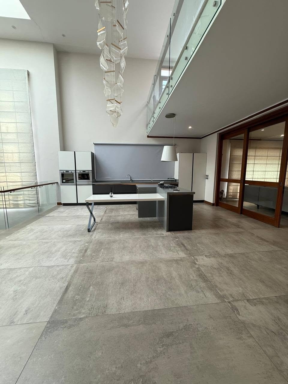 1,000 Sq Yards House for Rent in Phase 8, DHA Karachi — property photo 5