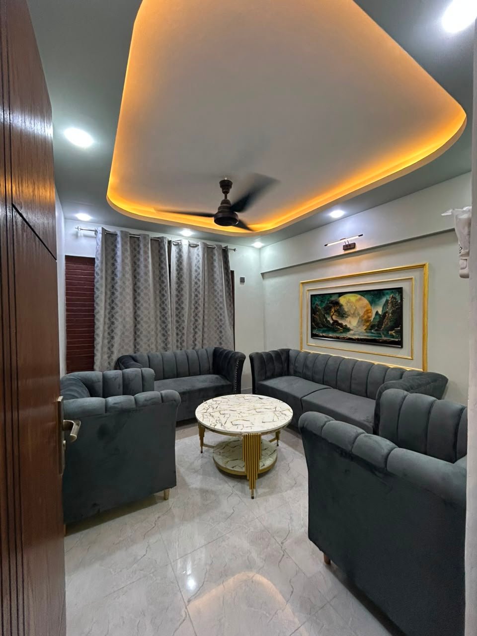 950 Sq Ft Apartment for Sale in Phase 6, DHA Karachi — property photo 4