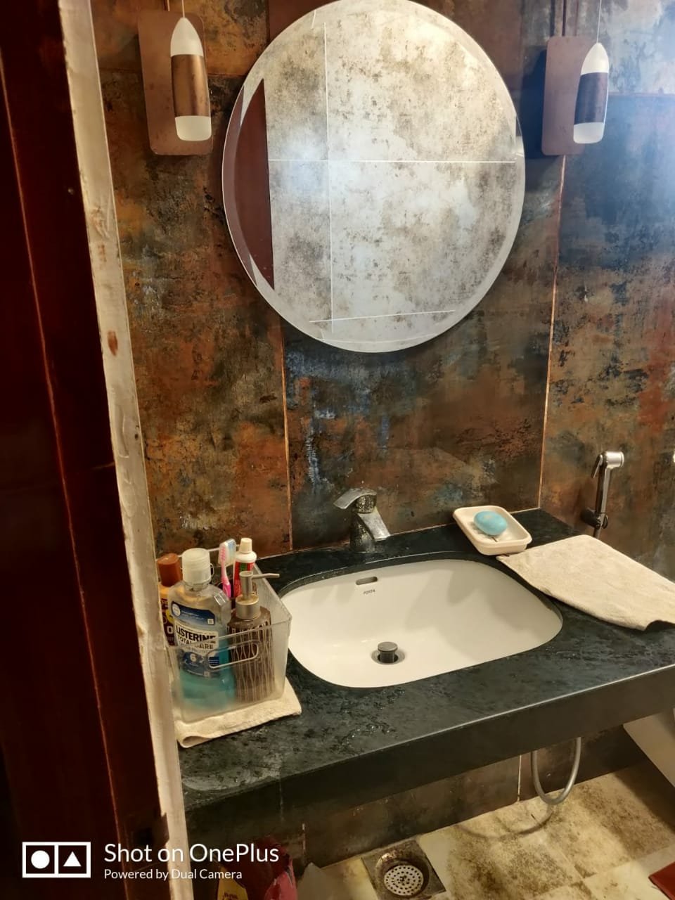 500 Sq Yards House for Sale in Phase 6, DHA Karachi — property photo 2